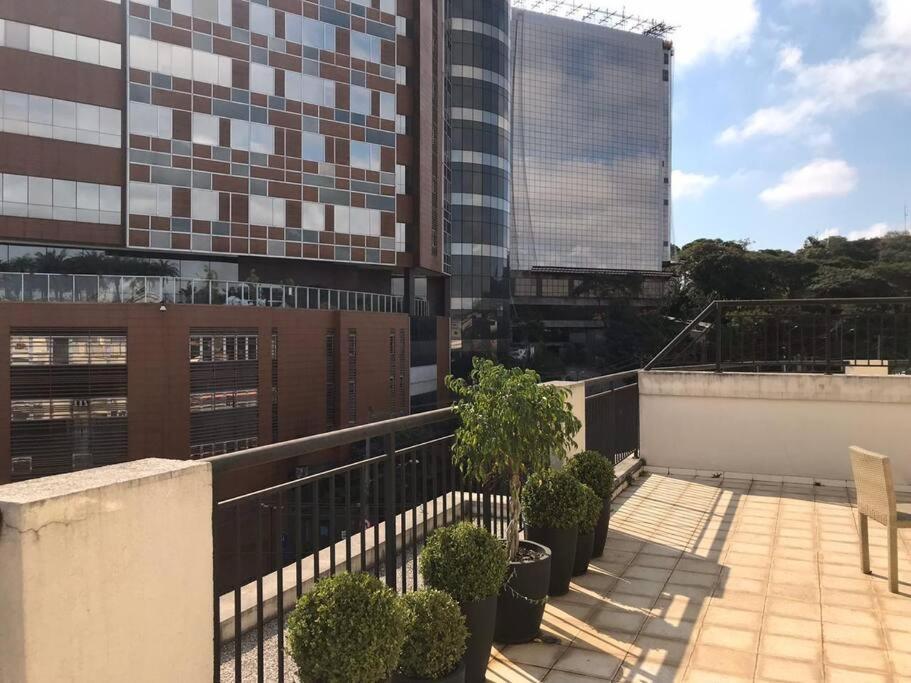 Apartamento 4082 - Em Frente Ao Hospital Einstein E Estadio Do Morumbi *